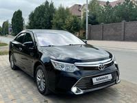 Toyota Camry 2016 годаүшін10 100 000 тг. в Актобе