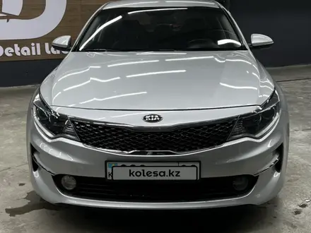 Kia K5 2018 года за 5 500 000 тг. в Алматы – фото 2