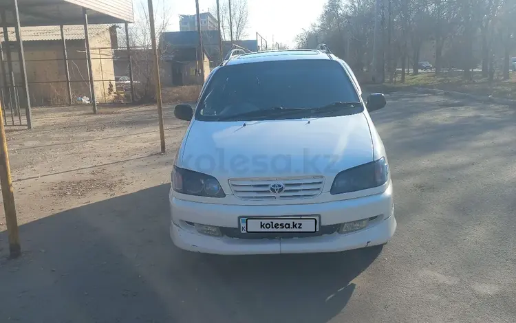 Toyota Ipsum 1998 годаfor3 650 000 тг. в Алматы