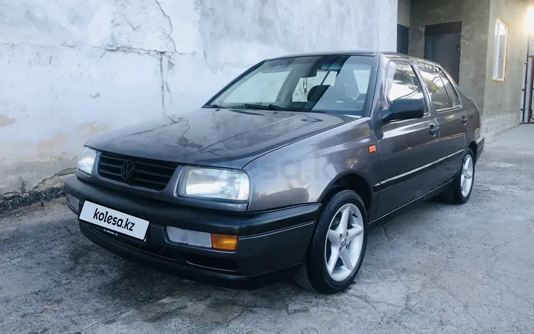 Volkswagen Vento 1993 года за 2 100 000 тг. в Тараз