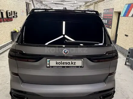 BMW X7 2024 года за 78 550 000 тг. в Алматы – фото 15
