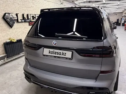 BMW X7 2024 года за 78 550 000 тг. в Алматы – фото 31