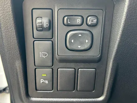 Toyota Land Cruiser Prado Comfort 2015 года за 16 790 000 тг. в Алматы – фото 22