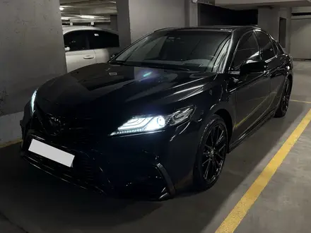 Toyota Camry 2022 года за 15 000 000 тг. в Алматы – фото 2