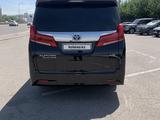 Toyota Alphard 2019 годаүшін42 000 000 тг. в Алматы – фото 3