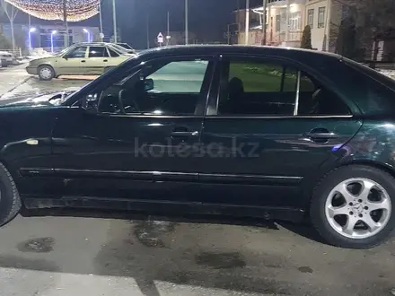 Mercedes-Benz E 320 1998 года за 3 500 000 тг. в Абай (Келесский р-н) – фото 5