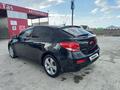 Chevrolet Cruze 2012 года за 4 100 000 тг. в Атырау – фото 2