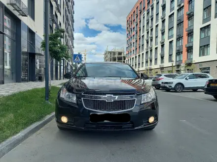 Chevrolet Cruze 2012 года за 4 100 000 тг. в Атырау – фото 7