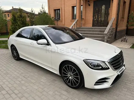 Mercedes-Benz S 560 2019 года за 47 000 000 тг. в Алматы – фото 7