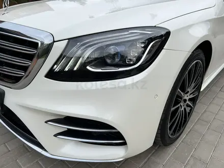 Mercedes-Benz S 560 2019 года за 47 000 000 тг. в Алматы – фото 16