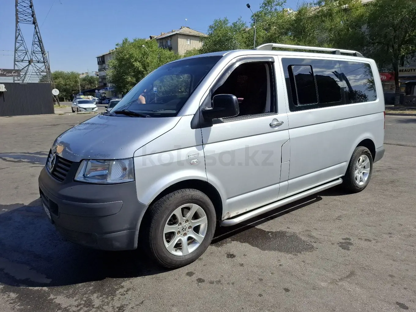 Volkswagen Caravelle, 2004