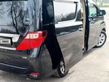 Toyota Alphard 2011 года за 12 000 000 тг. в Алматы – фото 2