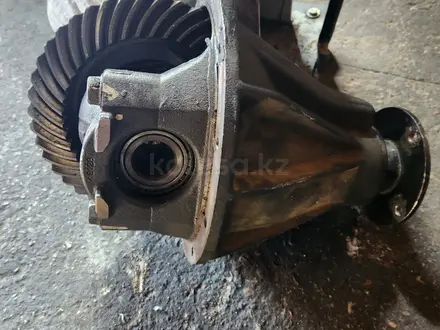 Задний редуктор на Тойоту Тундру за 350 000 тг. в Алматы