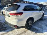 Toyota Highlander 2018 года за 17 000 000 тг. в Актобе – фото 5