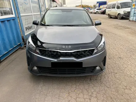 Дефлектор капота Kia Rio с 2017 + за 13 000 тг. в Астана – фото 3