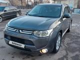 Mitsubishi Outlander 2013 года за 7 200 000 тг. в Алматы – фото 2