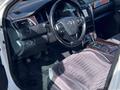 Toyota Camry 2015 года за 12 500 000 тг. в Актобе – фото 15