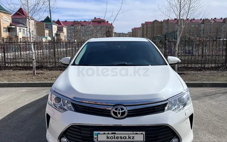 Toyota Camry 2015 года за 12 500 000 тг. в Актобе