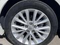 Toyota Camry 2015 года за 12 500 000 тг. в Актобе – фото 7