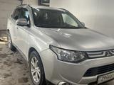 Mitsubishi Outlander 2013 года за 7 900 000 тг. в Астана – фото 2