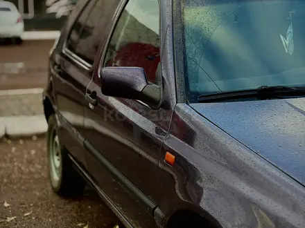 Volkswagen Golf 1993 года за 900 000 тг. в Экибастуз – фото 3
