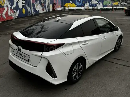 Toyota Prius Prime 2018 года за 13 000 000 тг. в Алматы – фото 5
