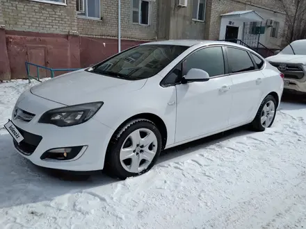 Opel Astra 2012 года за 2 700 000 тг. в Атырау