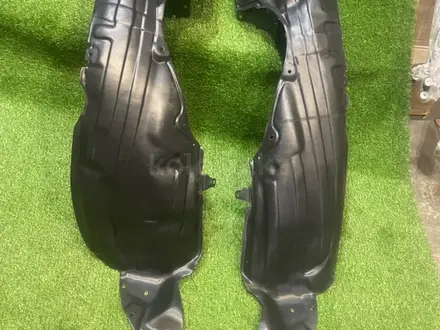 Подкрылки локер Mazda CX7 рест за 42 000 тг. в Караганда