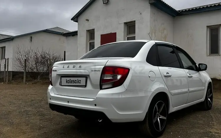 ВАЗ (Lada) Granta 2190 2019 годаүшін4 600 000 тг. в Актау