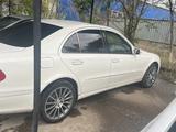 Mercedes-Benz E 320 2003 годаүшін7 000 000 тг. в Жезказган – фото 5