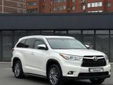 Toyota Highlander 2014 годаүшін16 000 000 тг. в Семей