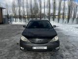 Toyota Camry 2005 года за 6 300 000 тг. в Актобе – фото 5