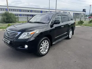 Lexus LX 570