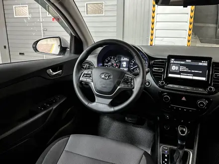 Hyundai Accent 2021 года за 9 190 000 тг. в Алматы – фото 20