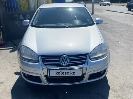 Volkswagen Jetta 2006 года за 4 300 000 тг. в Шымкент – фото 4