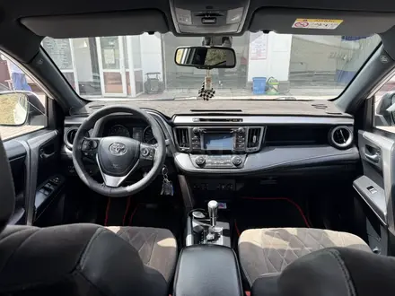 Toyota RAV4 2016 года за 10 500 000 тг. в Караганда – фото 15
