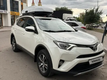 Toyota RAV4 2016 года за 10 500 000 тг. в Караганда – фото 2