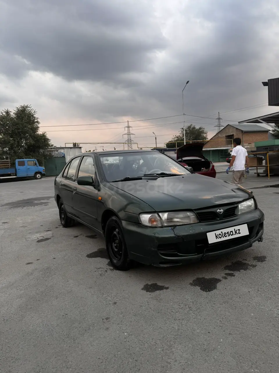 Nissan Almera, 1998
