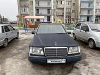 Mercedes-Benz E 200 1995 года за 1 800 000 тг. в Астана