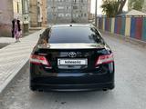 Toyota Camry 2011 года за 5 000 000 тг. в Атырау – фото 3