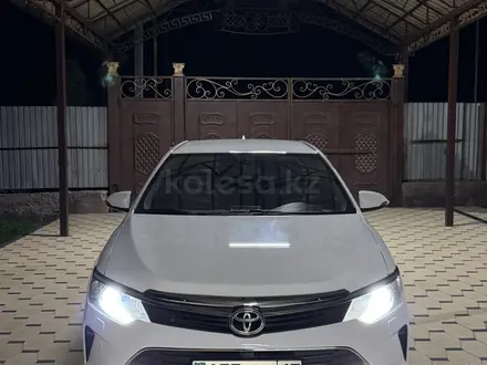 Toyota Camry 2015 года за 10 900 000 тг. в Шымкент – фото 3