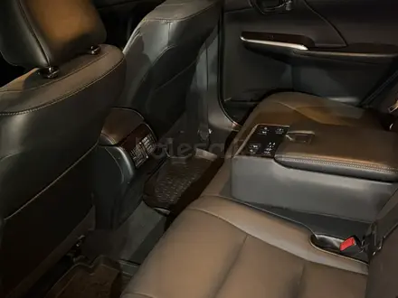 Toyota Camry 2015 года за 10 900 000 тг. в Шымкент – фото 16