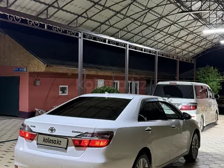 Toyota Camry 2015 года за 10 900 000 тг. в Шымкент – фото 5