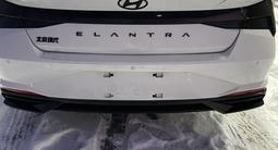 Hyundai Elantra 2023 годаfor8 300 000 тг. в Алматы – фото 4