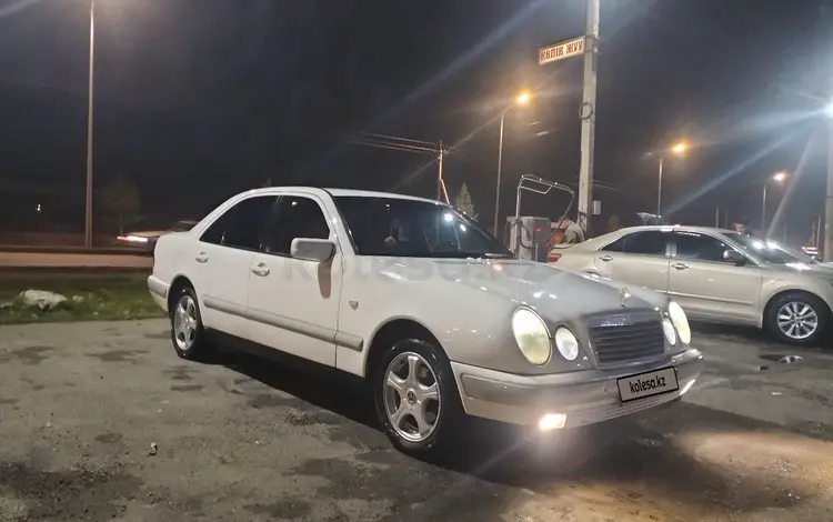 Mercedes-Benz E 230 1997 года за 2 000 000 тг. в Тараз