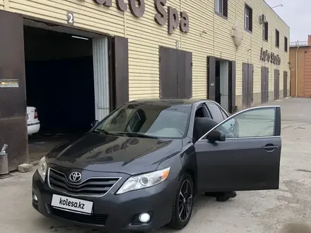 Toyota Camry 2010 года за 6 500 000 тг. в Актау – фото 2