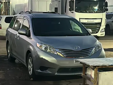 Toyota Sienna 2015 года за 10 000 000 тг. в Алматы