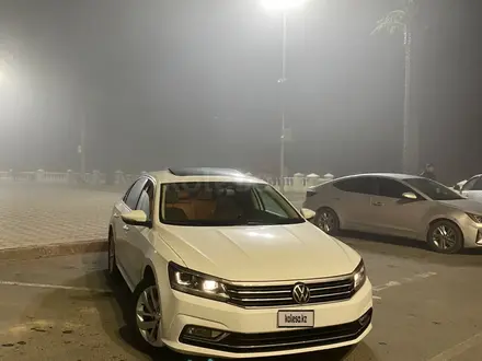 Volkswagen Passat 2018 года за 6 500 000 тг. в Актау – фото 2