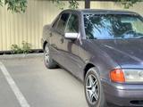 Mercedes-Benz C 180 1994 года за 1 400 000 тг. в Кокшетау – фото 2