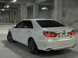 Toyota Camry 2017 годаүшін12 700 000 тг. в Шымкент – фото 4